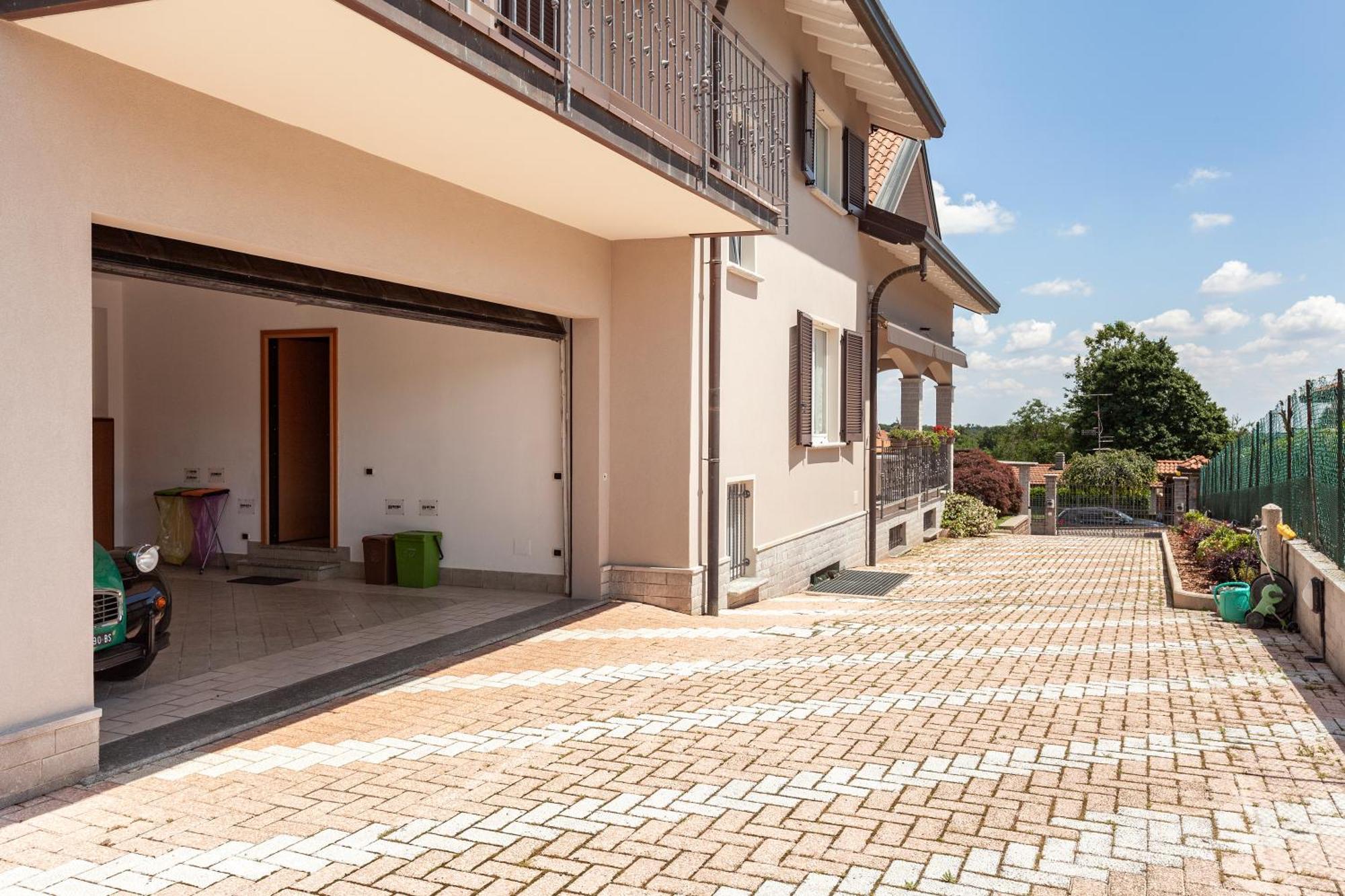 Carnago Apartment Misiadele מראה חיצוני תמונה