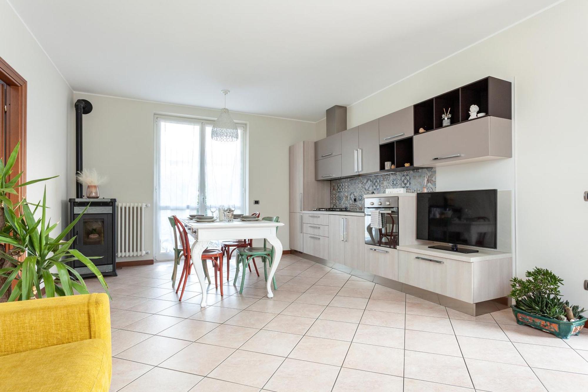 Carnago Apartment Misiadele מראה חיצוני תמונה